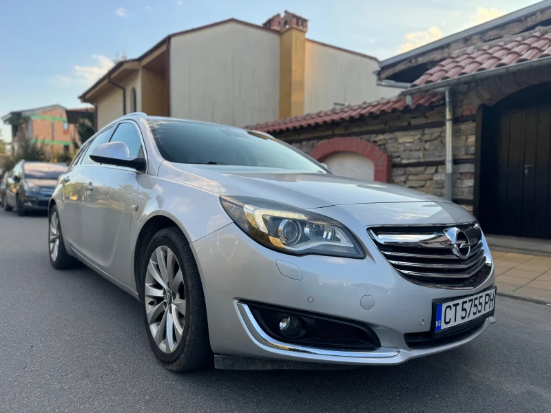 Opel Insignia, снимка 1 - Автомобили и джипове - 47591220