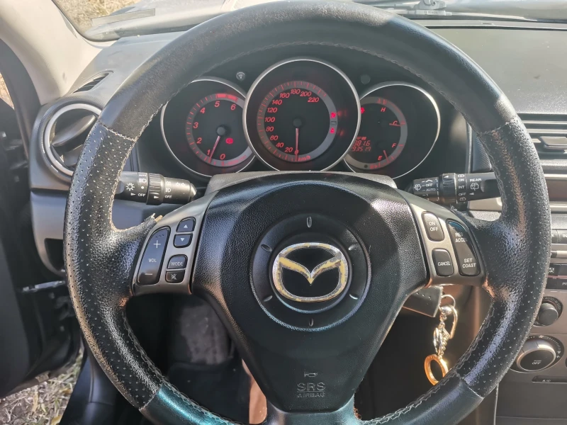 Mazda 3, снимка 4 - Автомобили и джипове - 51647300