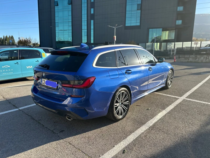 BMW 320 BMW 320 d xDrive M-Sport Mild-Hybrid, снимка 4 - Автомобили и джипове - 52349270