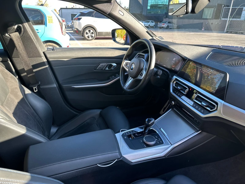 BMW 320 BMW 320 d xDrive M-Sport Mild-Hybrid, снимка 12 - Автомобили и джипове - 52349270