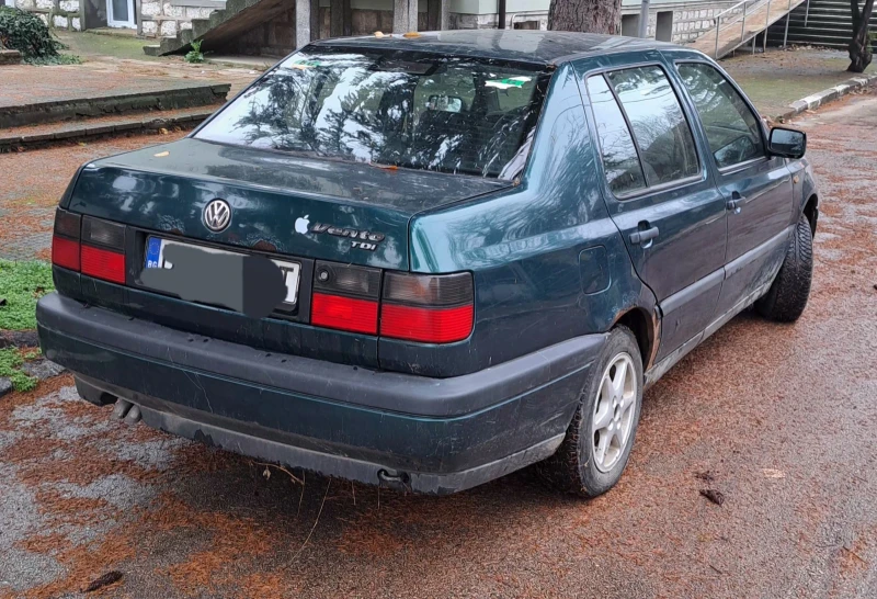 VW Vento 1.9TDI, снимка 3 - Автомобили и джипове - 52528852