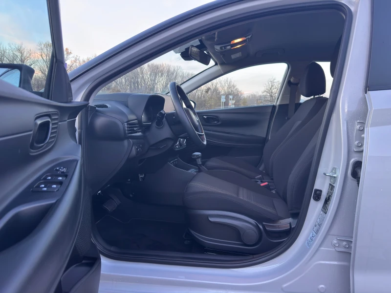 Hyundai I20 COMFORT, снимка 9 - Автомобили и джипове - 52559522