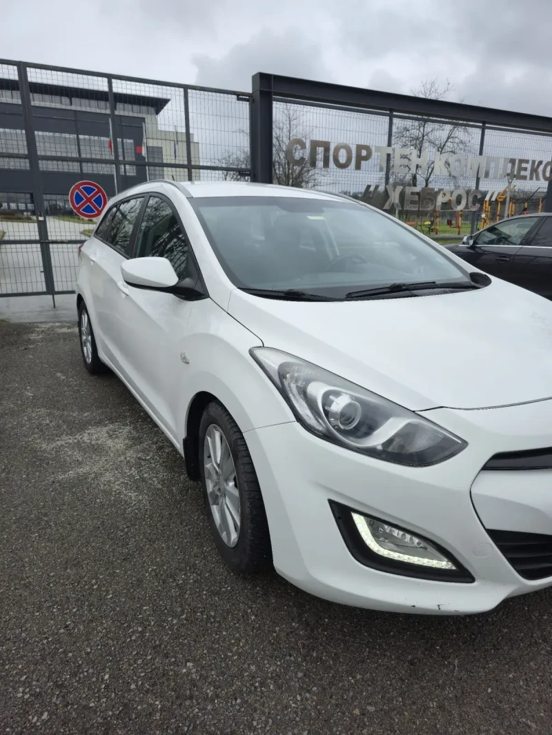 Hyundai I30 1.6Crdti, снимка 5 - Автомобили и джипове - 53291839