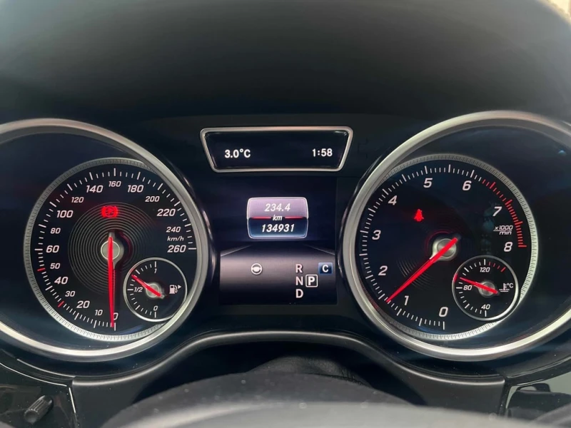 Mercedes-Benz GLS 450 4MATIC * DESIGNO* ДИСТРОНИК* 360 КАМЕРА* ОДБУХВАНЕ, снимка 8 - Автомобили и джипове - 53397515