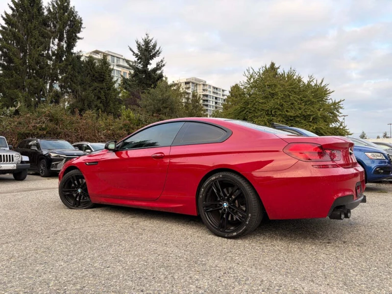 BMW 650 i X-DRIVE* KEYLESS* M-PACK* АвтоКредит(ЦЕНА ДО БГ), снимка 4 - Автомобили и джипове - 53458979