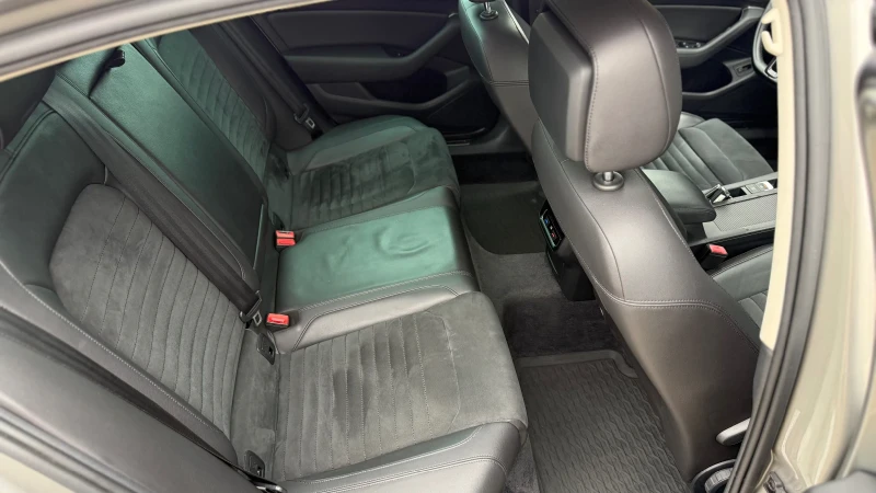 VW Passat HIGHLINE FULL, снимка 11 - Автомобили и джипове - 53510271