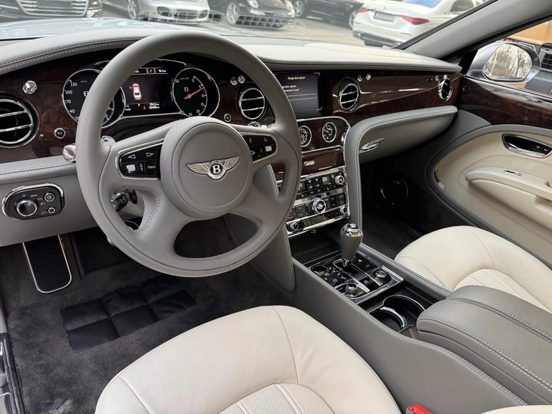 Bentley Mulsanne  - изображение 8