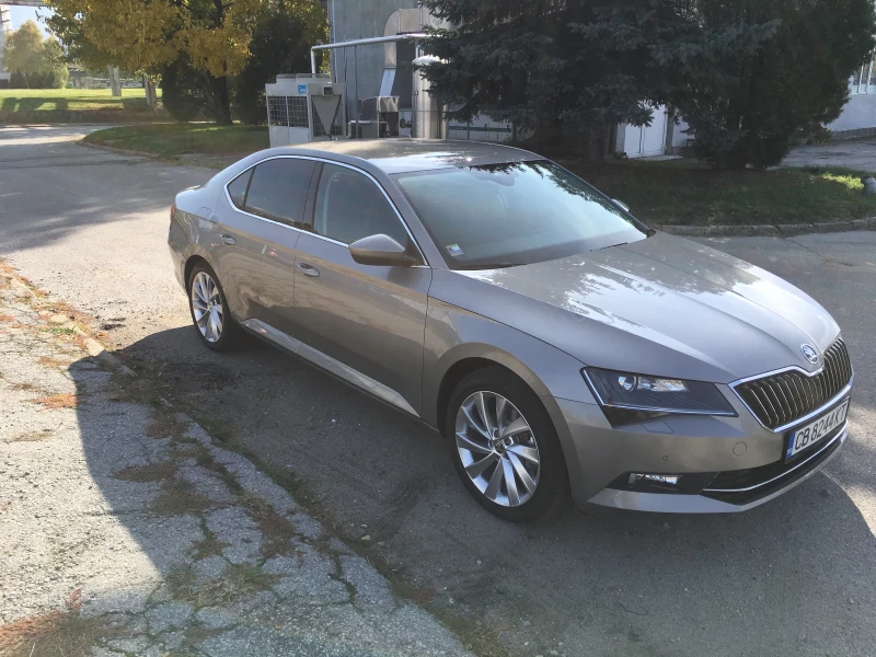 Skoda Superb 2.0 TDI 7DSG - 23900 лв. - 59943115 | Car24.bg