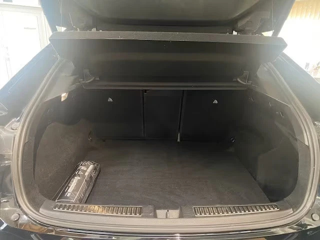 Renault Rafale E-TECH/HYBRID/200HP/CAM/NAVI/KLESS/644g, снимка 8 - Автомобили и джипове - 55401914
