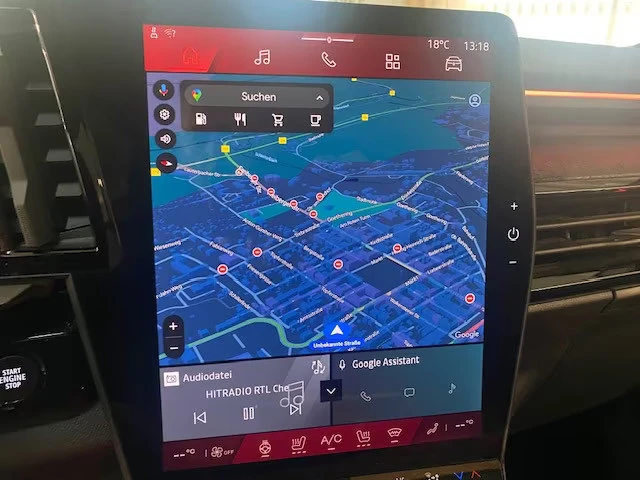 Renault Rafale E-TECH/HYBRID/200HP/CAM/NAVI/KLESS/644g, снимка 13 - Автомобили и джипове - 55401914