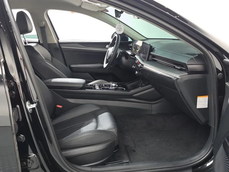 Kia K5 2.0 Automatic, снимка 11 - Автомобили и джипове - 55880069