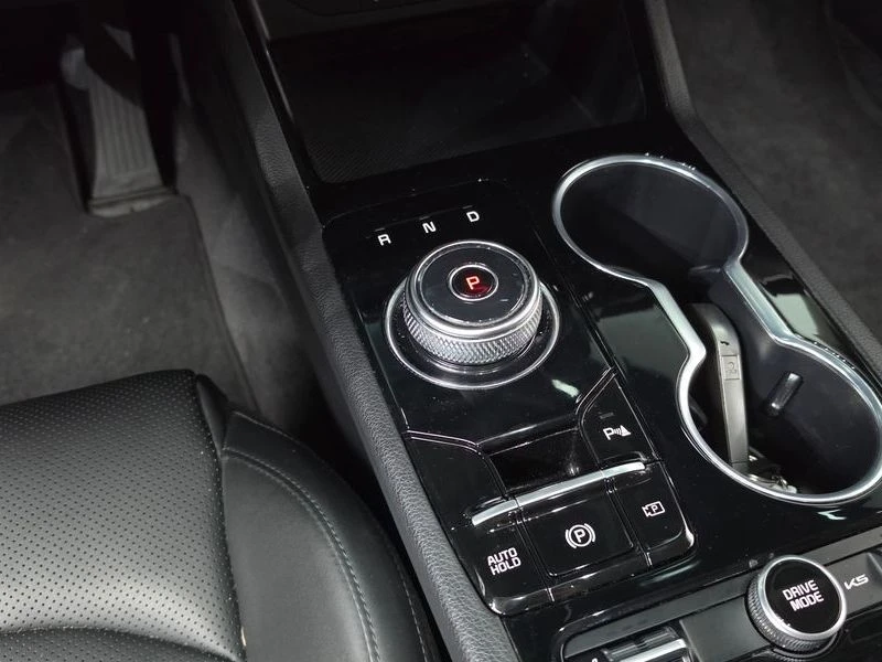 Kia K5 2.0 Automatic, снимка 9 - Автомобили и джипове - 55880069