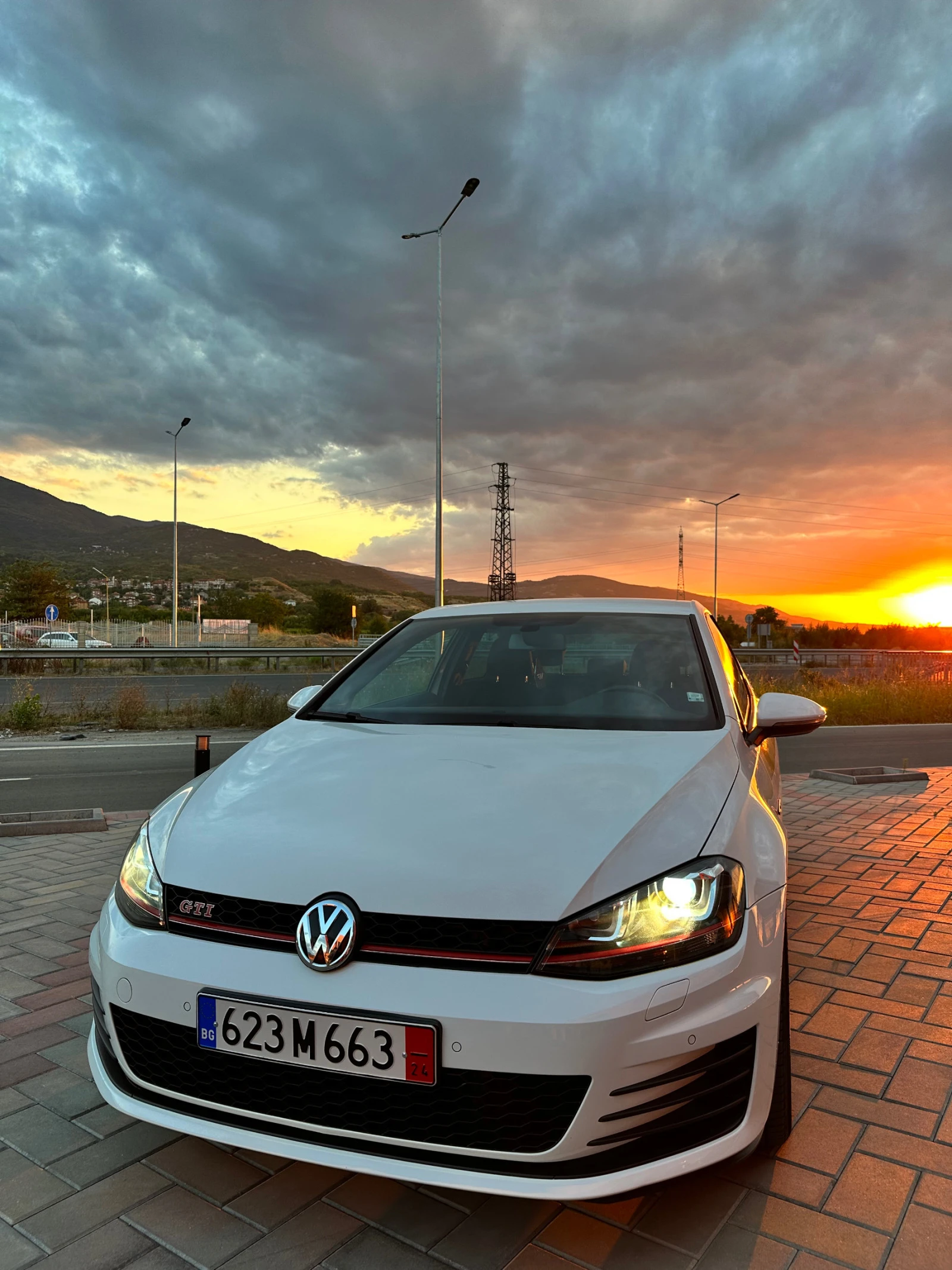 VW Golf VII GTI Lim/Coupe PERFORMANCE, снимка 1