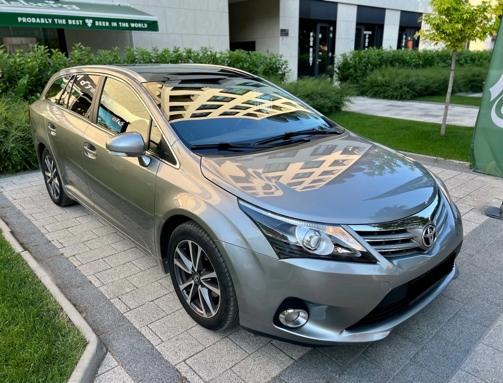 Toyota Avensis 2.0 D4D 125к.с. EXECUTIVE РЕГИСТРИРАНА - изображение 3