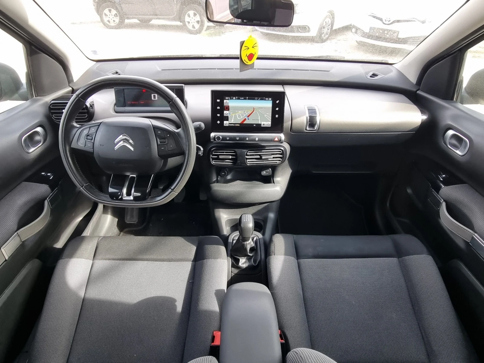 Citroen C4 Cactus 1.2i* СЕРВИЗНА КНИЖКА* ТОП*  - изображение 9