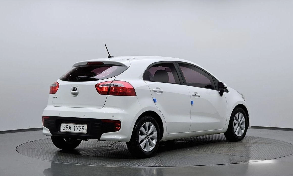 Kia Pride 5DR 1.6 GDI Luxury * НАЙ-ДОБРА ЦЕНА В БЪЛГАРИЯ*  - изображение 2