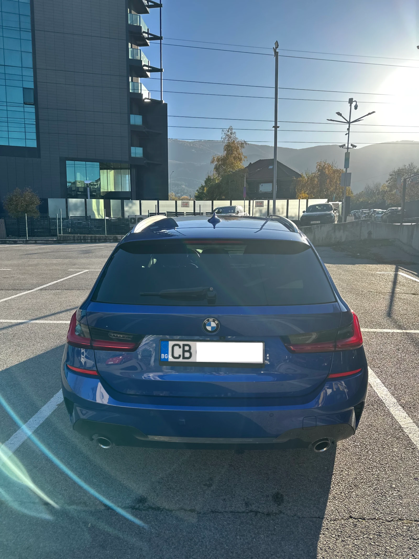 BMW 320 BMW 320 d xDrive M-Sport Mild-Hybrid - изображение 6