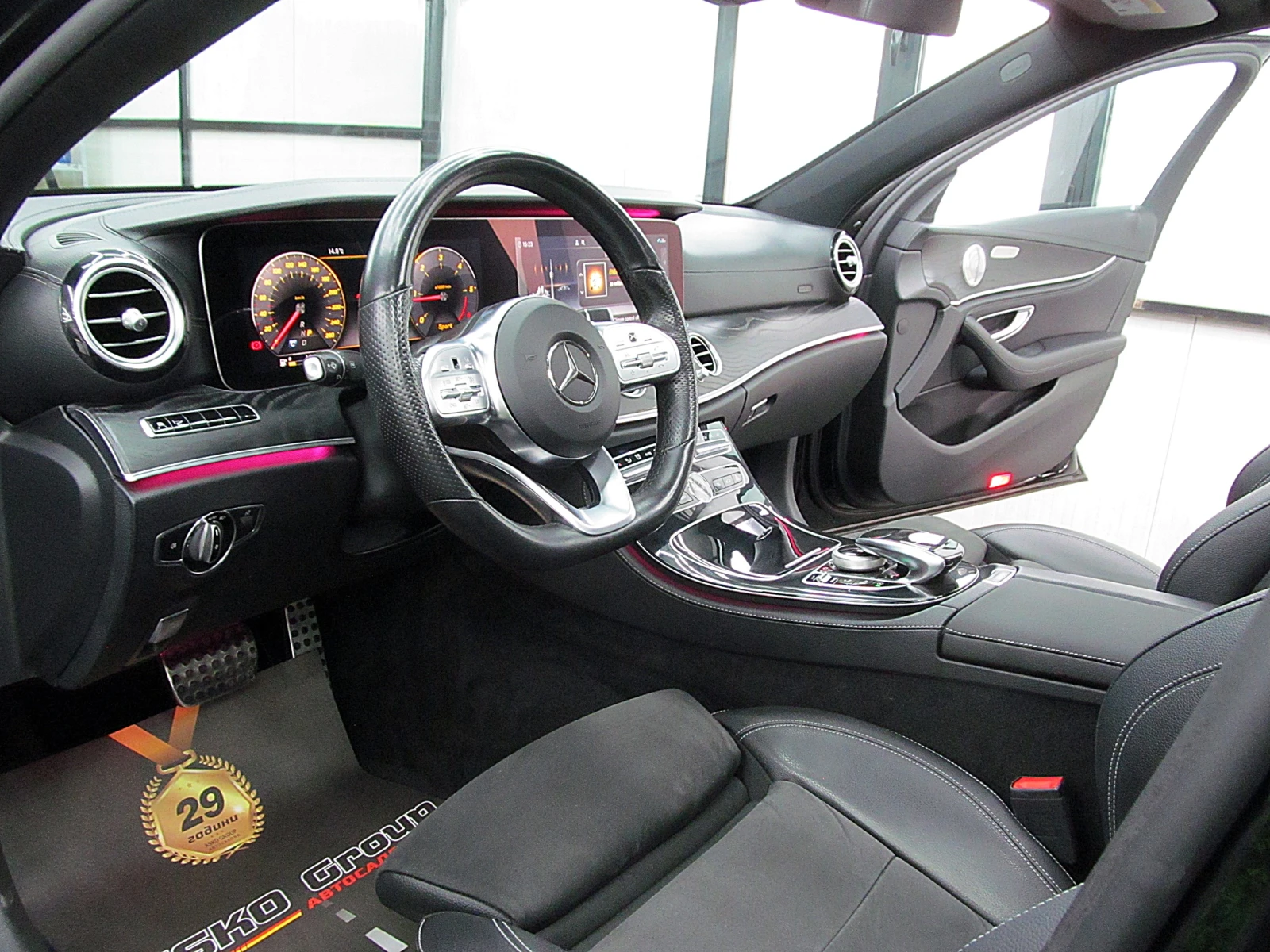 Mercedes-Benz E 220 DIGITAL/AMG-line/PANORAMA/9GT/  | Mobile.bg   15