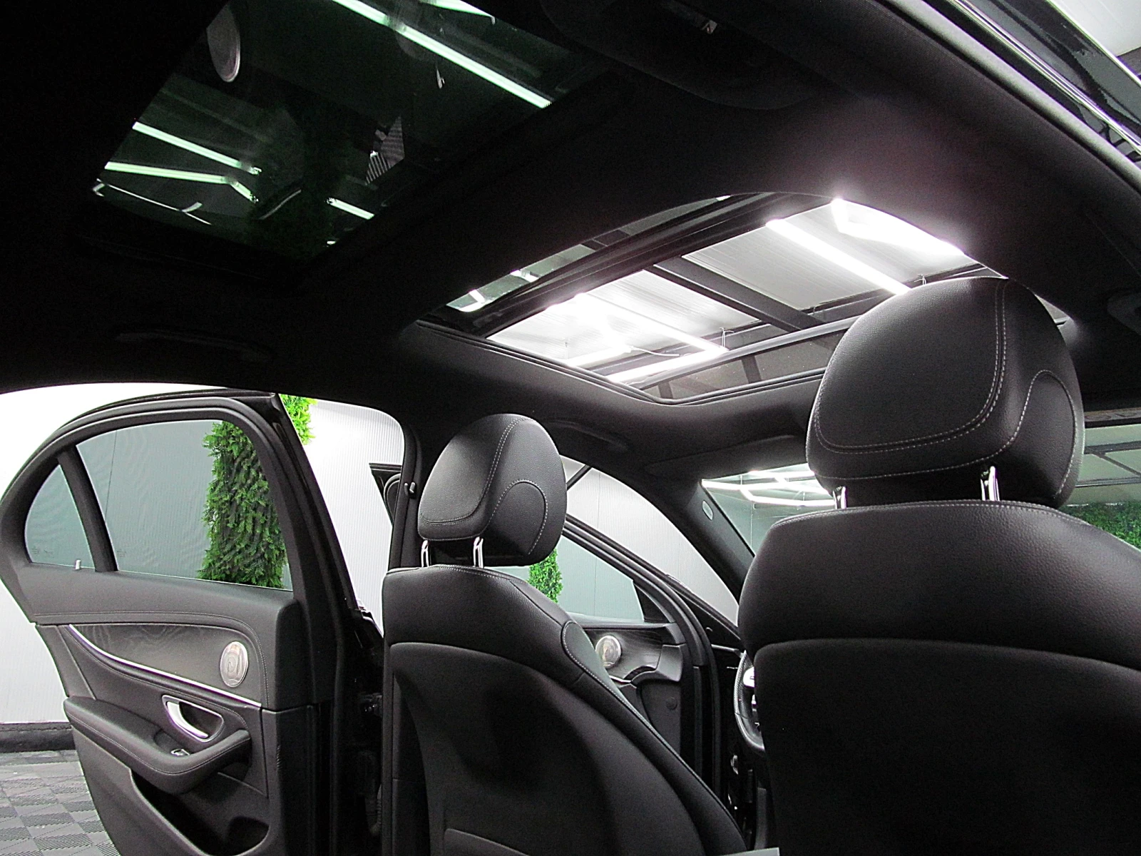 Mercedes-Benz E 220 DIGITAL/AMG-line/PANORAMA/9GT/  | Mobile.bg   12