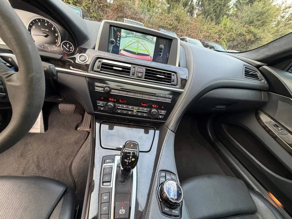 BMW 650 i X-DRIVE* KEYLESS* M-PACK* АвтоКредит(ЦЕНА ДО БГ) - изображение 10