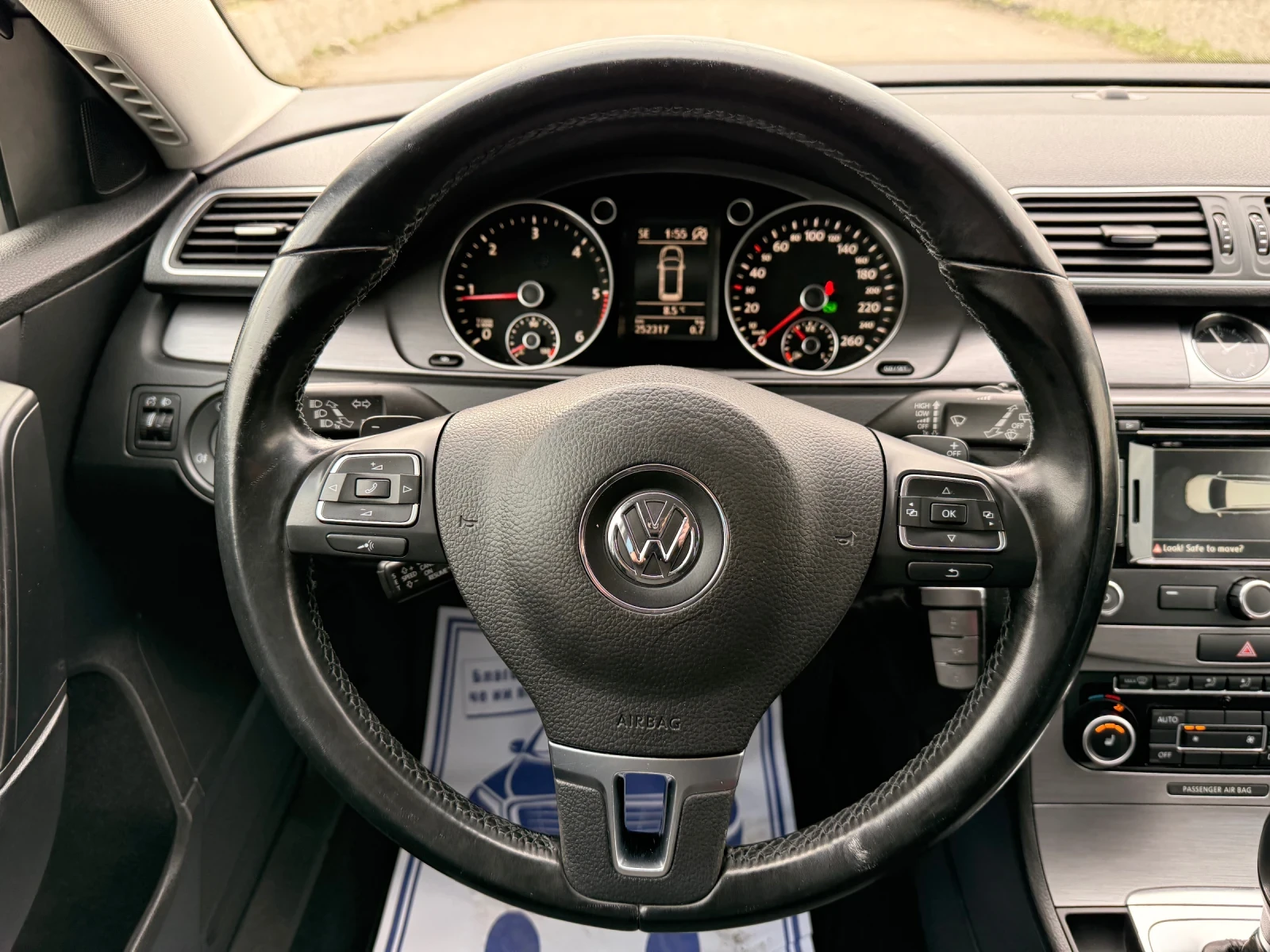 VW Passat 2.0TDI DSG 140кс Перфектен, снимка 11 - Автомобили и джипове - 53772652