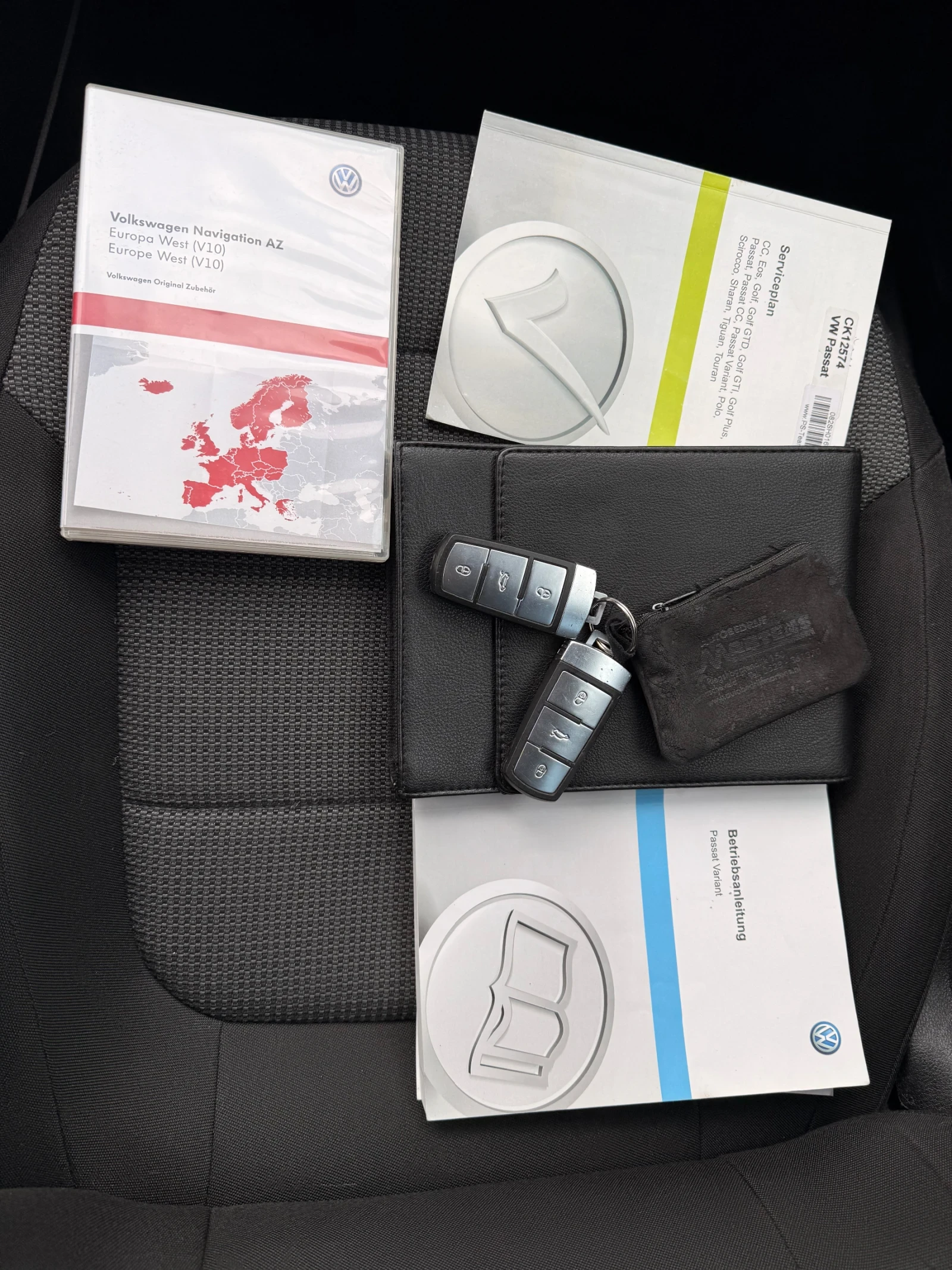 VW Passat 2.0TDI DSG 140кс Перфектен, снимка 15 - Автомобили и джипове - 53772652