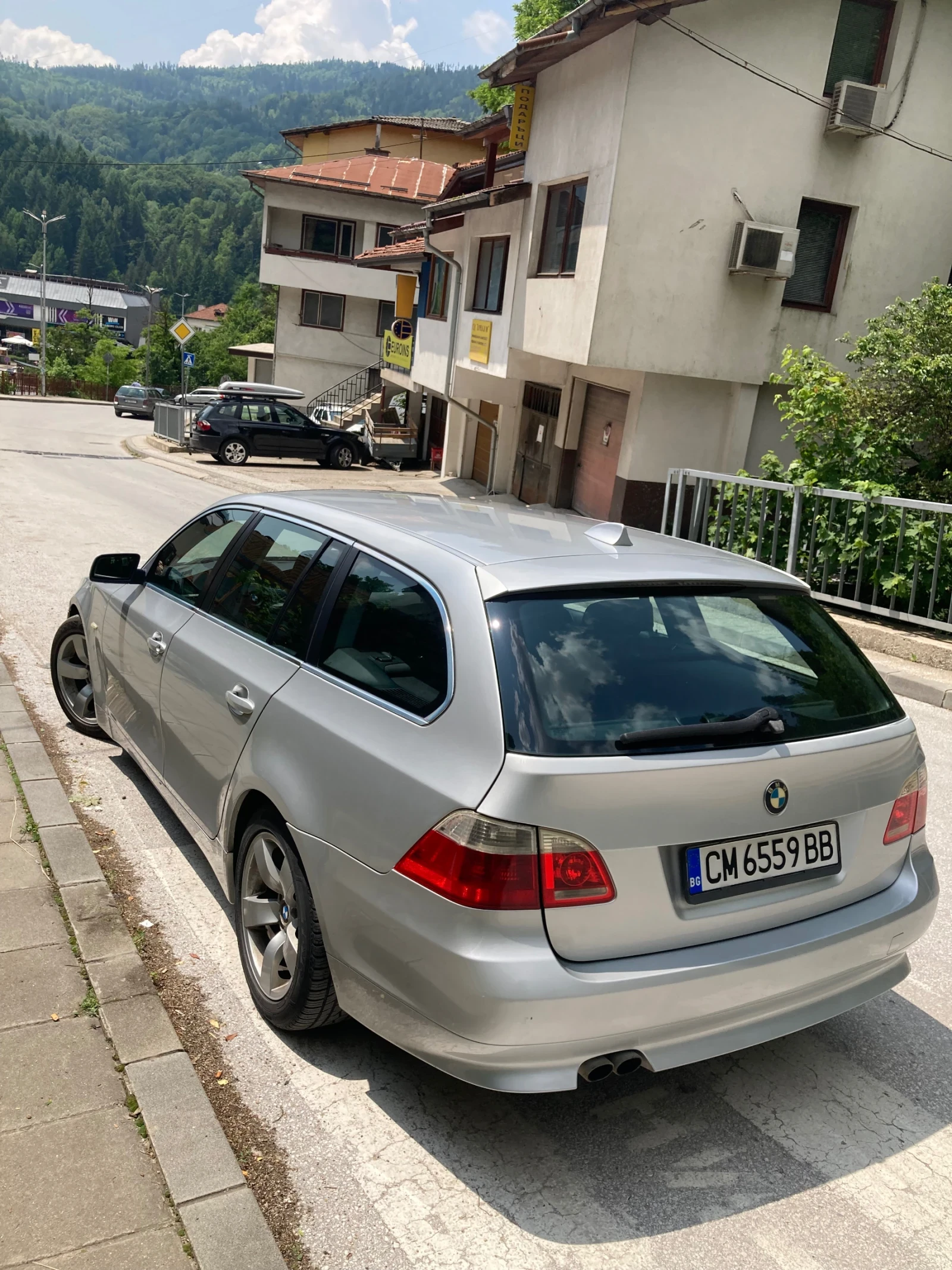 BMW 525 diezel, dynamic drive xenon, снимка 6 - Автомобили и джипове - 54043222