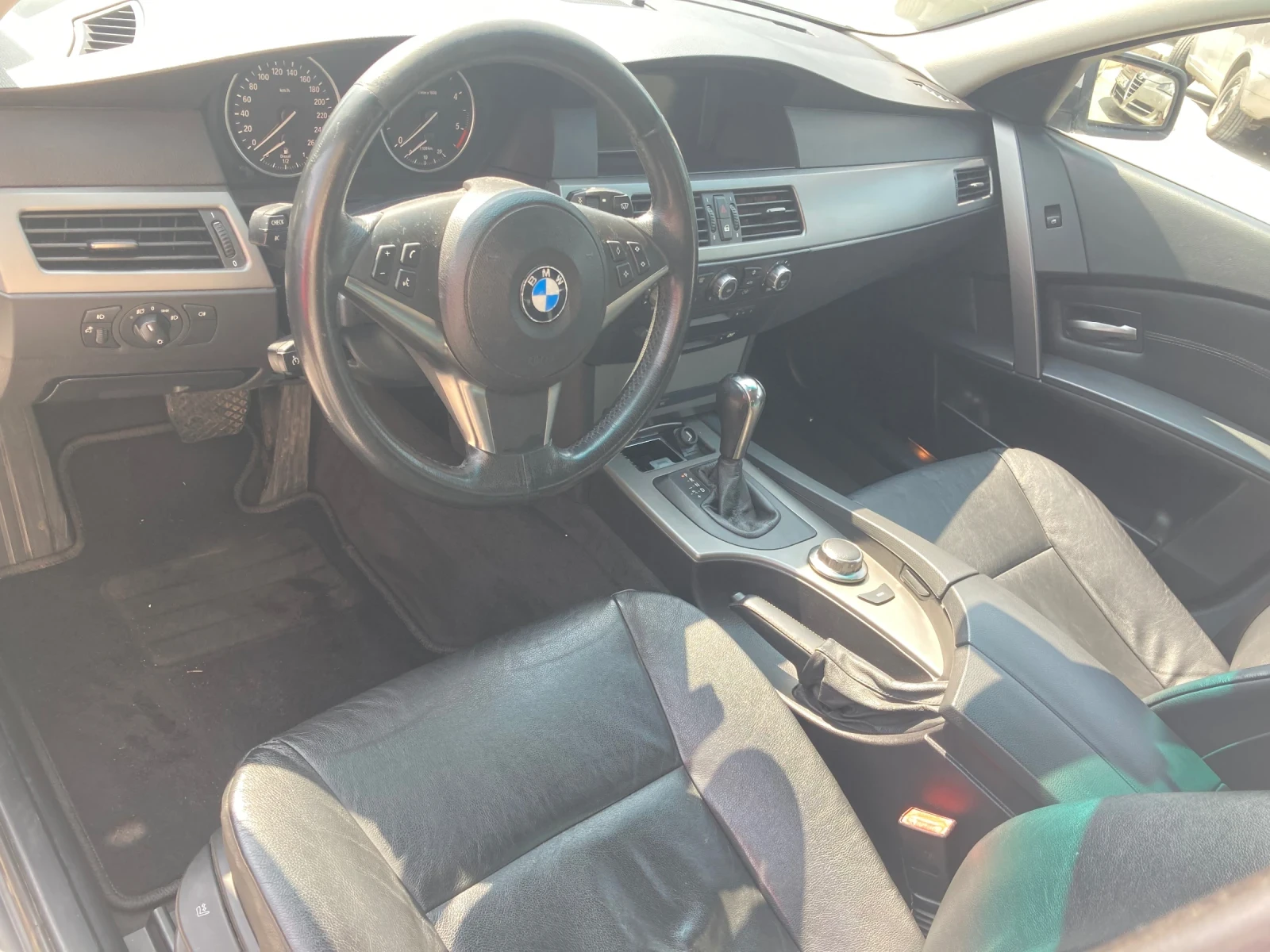 BMW 525 diezel, dynamic drive xenon, снимка 9 - Автомобили и джипове - 54043222
