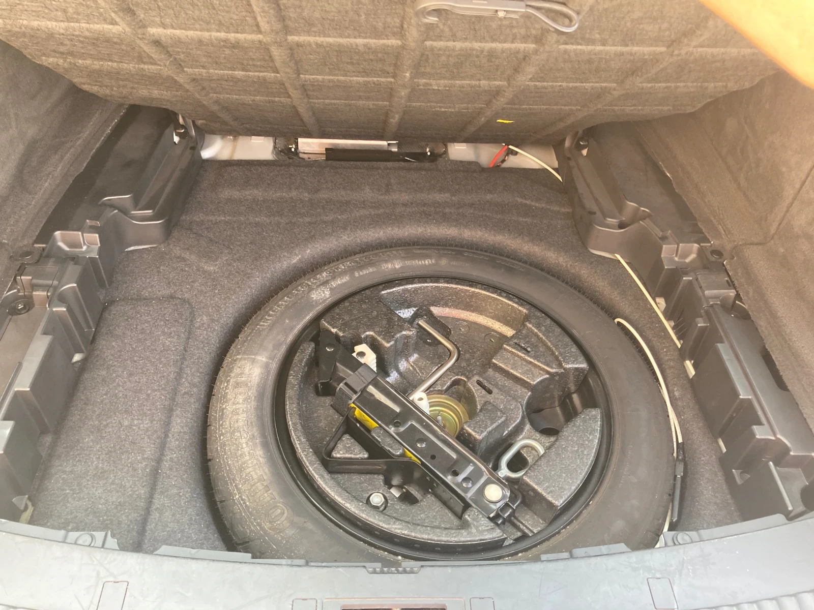 BMW 525 diezel, dynamic drive xenon, снимка 15 - Автомобили и джипове - 54043222