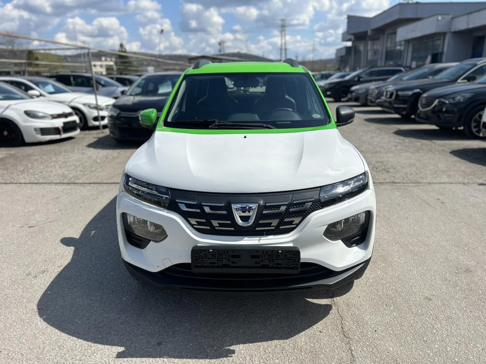 Dacia Spring, снимка 2 - Автомобили и джипове - 54178129