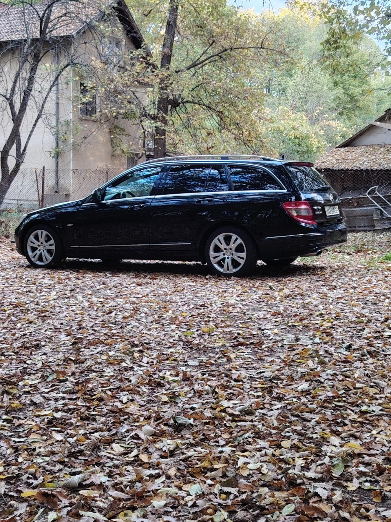 Mercedes-Benz C 220, снимка 15 - Автомобили и джипове - 54620912