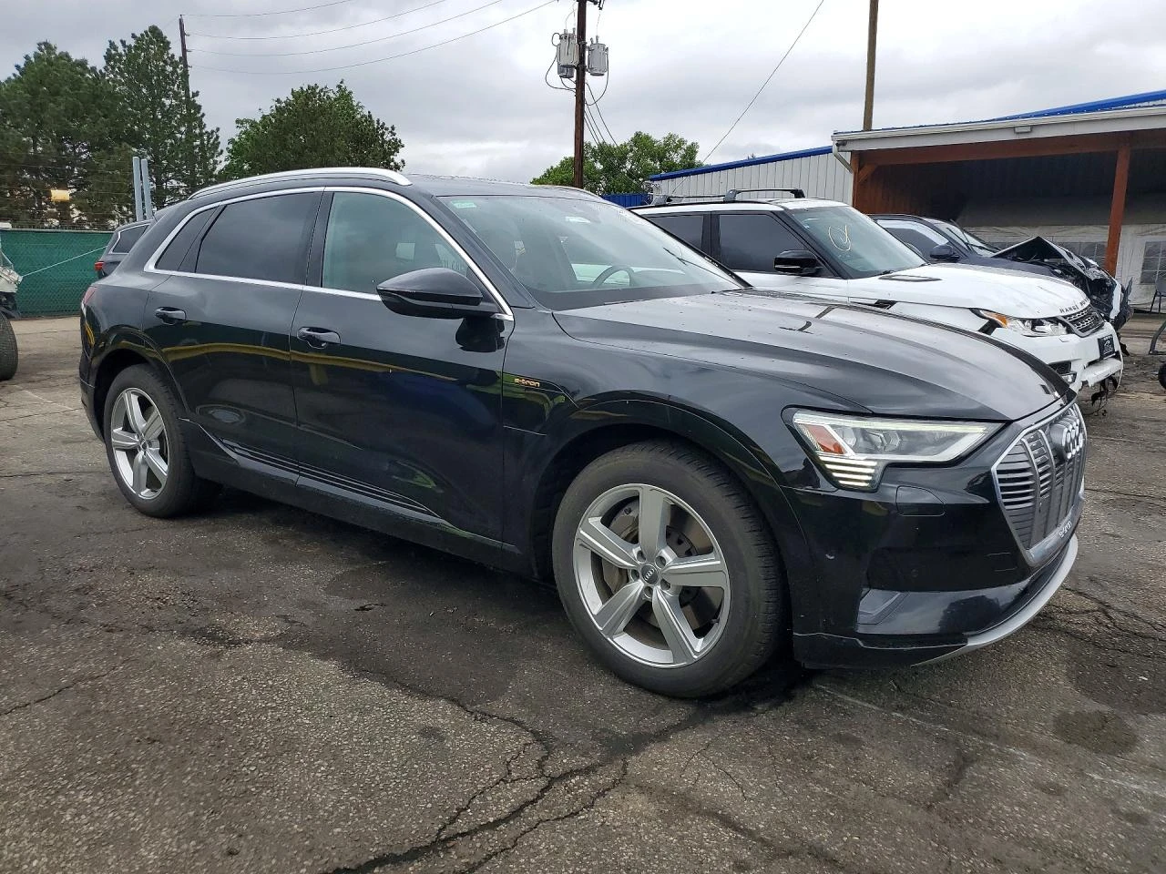Audi E-Tron Prestige, снимка 4 - Автомобили и джипове - 55240763