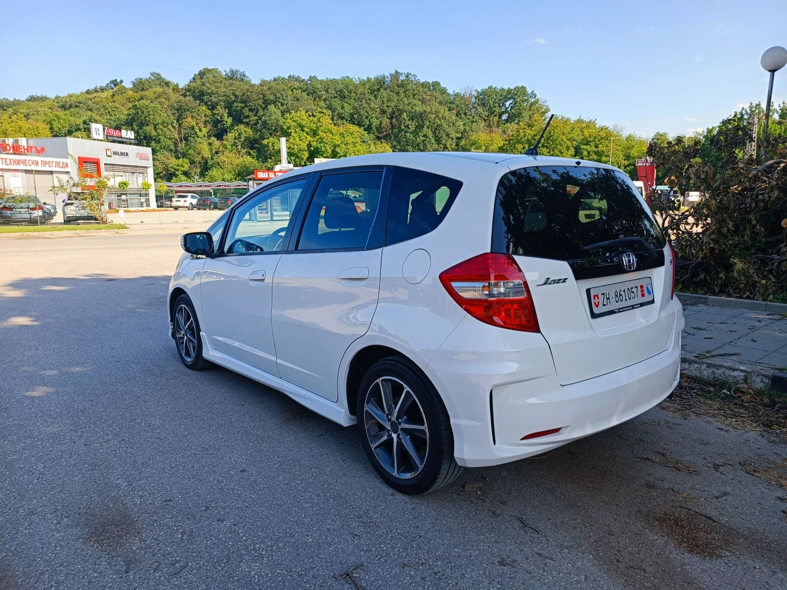 Honda Jazz 1.4i-99кс-ШВЕЙЦАРИЯ-РЪЧКА-SI, снимка 6 - Автомобили и джипове - 55302373