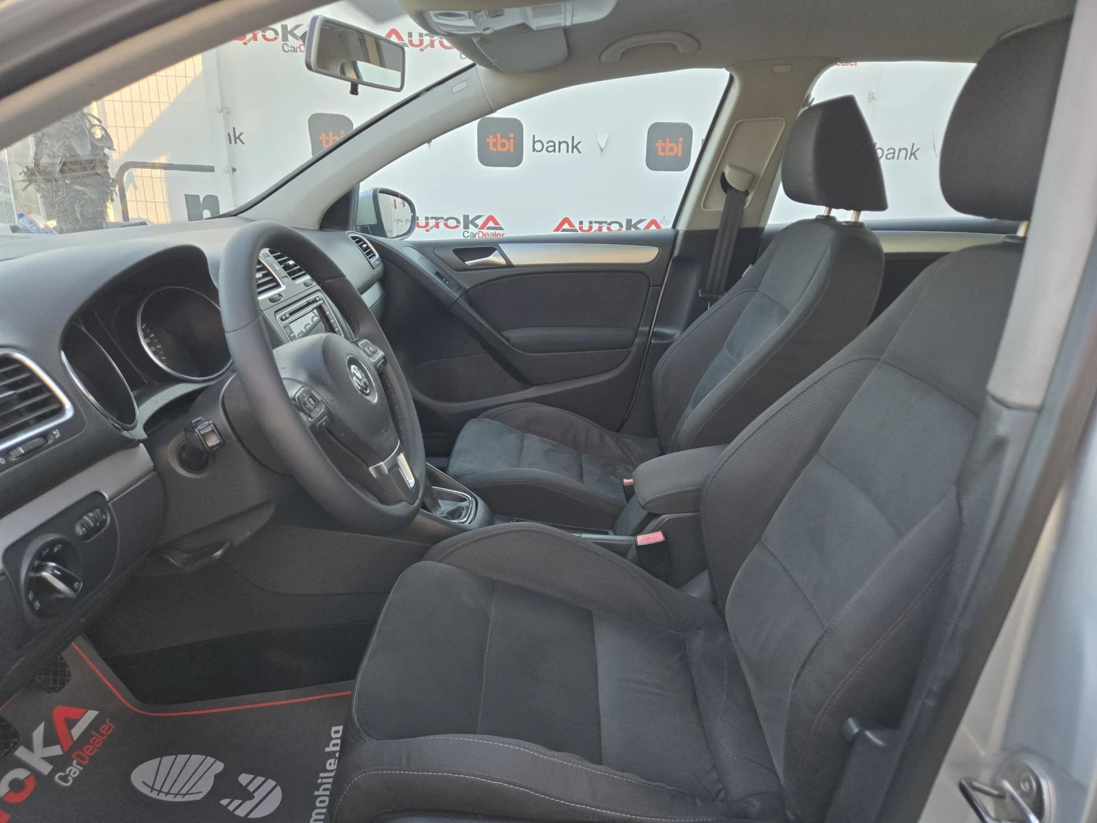 VW Golf 2.0TDI-140кс= 6СК= НАВИ= АВТОПИЛОТ= ПАРКТРОНИК, снимка 7 - Автомобили и джипове - 55436086