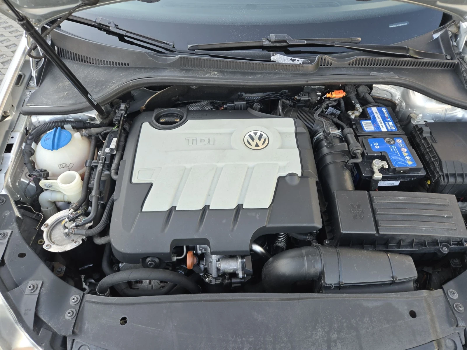 VW Golf 2.0TDI-140кс= 6СК= НАВИ= АВТОПИЛОТ= ПАРКТРОНИК, снимка 17 - Автомобили и джипове - 55436086