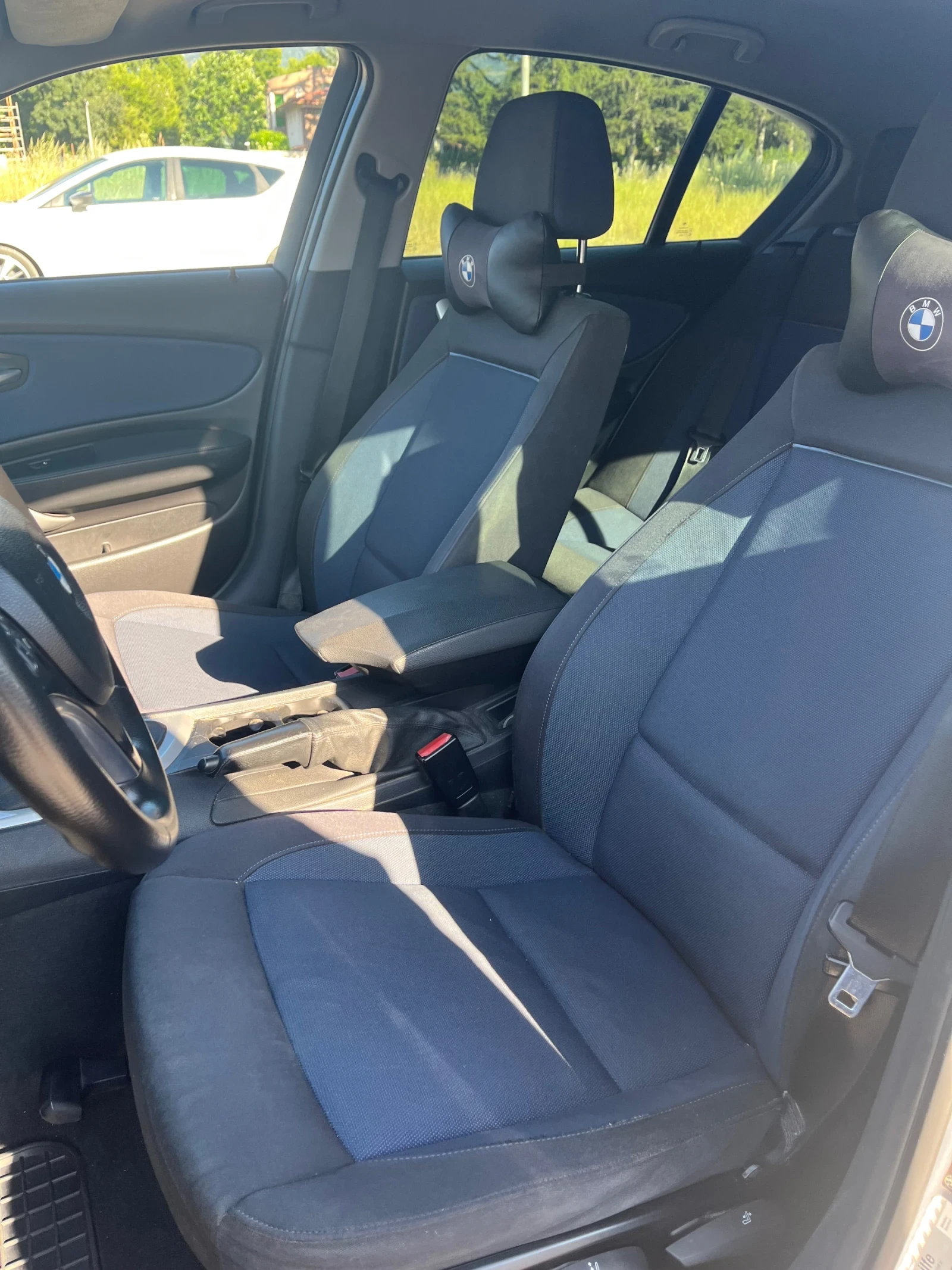 BMW 118 + Мултимедия, снимка 8 - Автомобили и джипове - 55711523