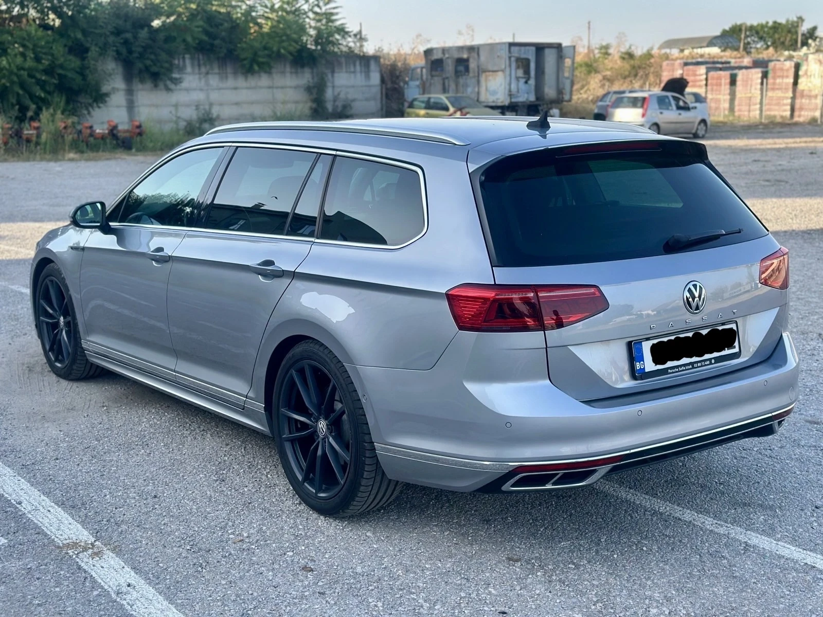 VW Passat 2.0 TDI R-LINE DIGITAL AVTOMAT, снимка 4 - Автомобили и джипове - 55880493