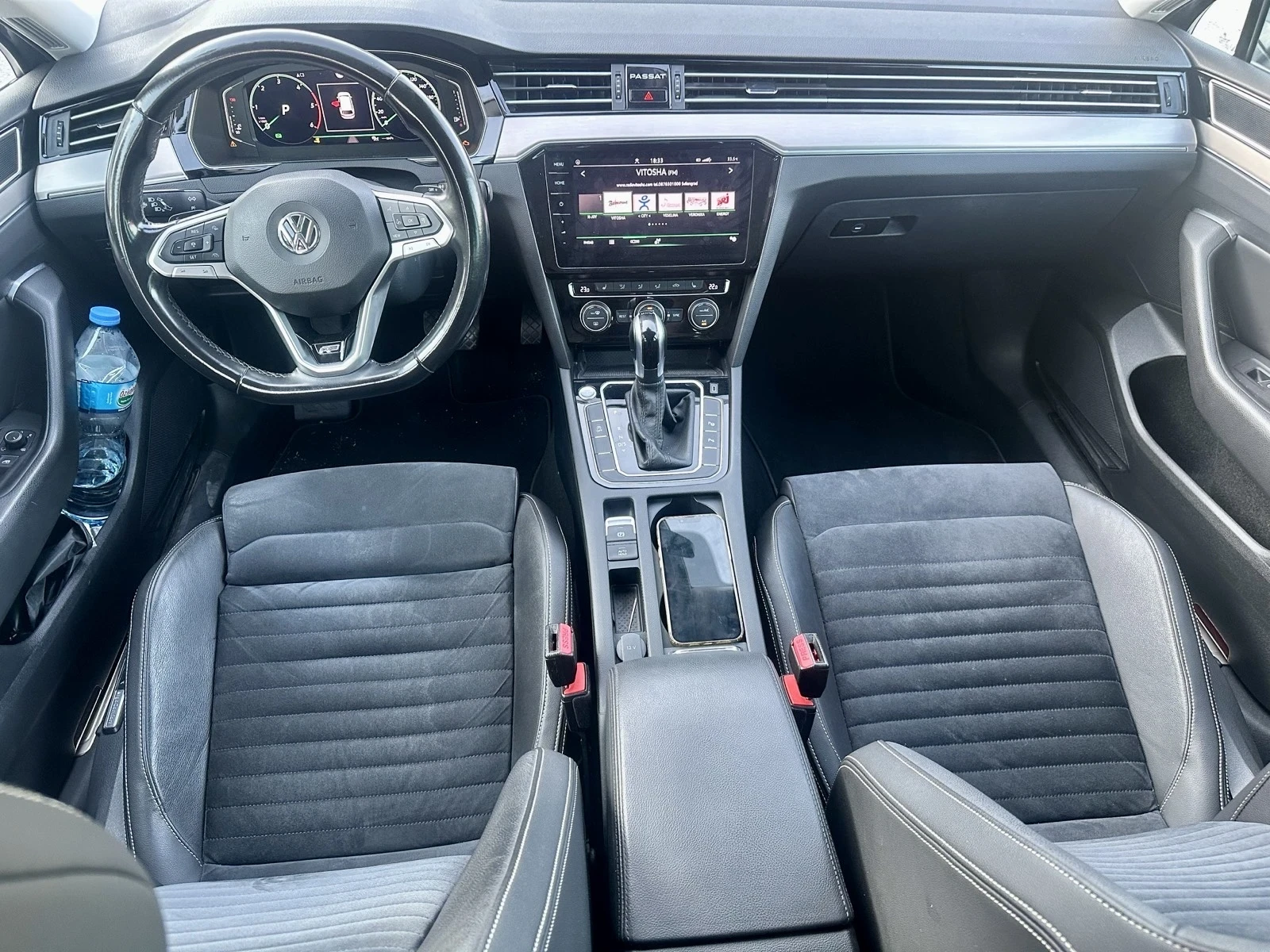 VW Passat 2.0 TDI R-LINE DIGITAL AVTOMAT, снимка 6 - Автомобили и джипове - 55880493