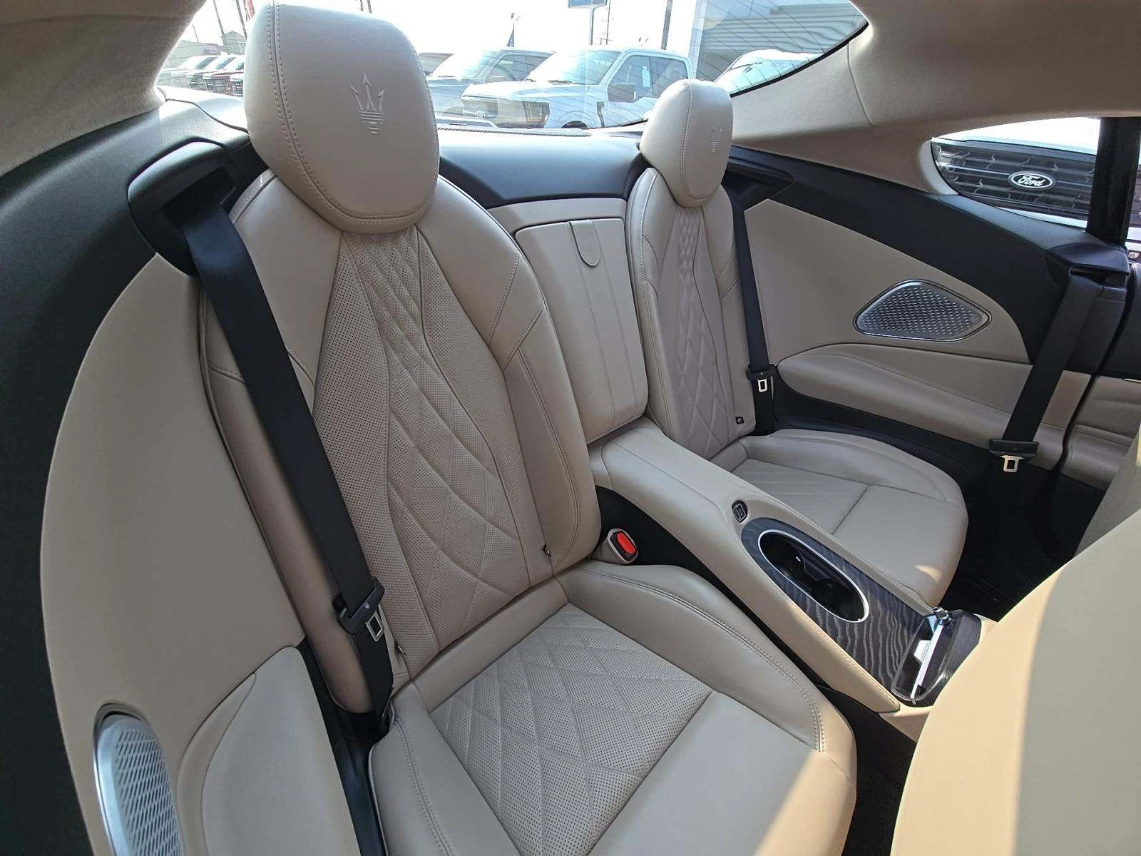 Maserati GranTurismo Modena, снимка 10 - Автомобили и джипове - 55907611