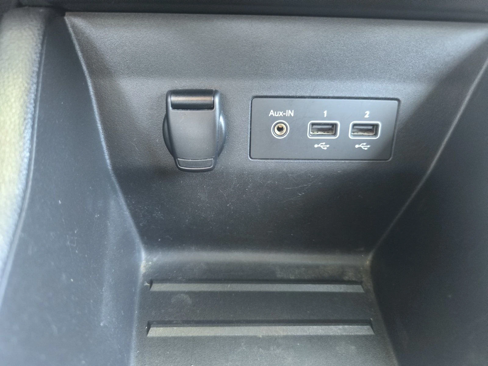 Renault Clio 1.0 tce | Mobile.bg � ����������� 9