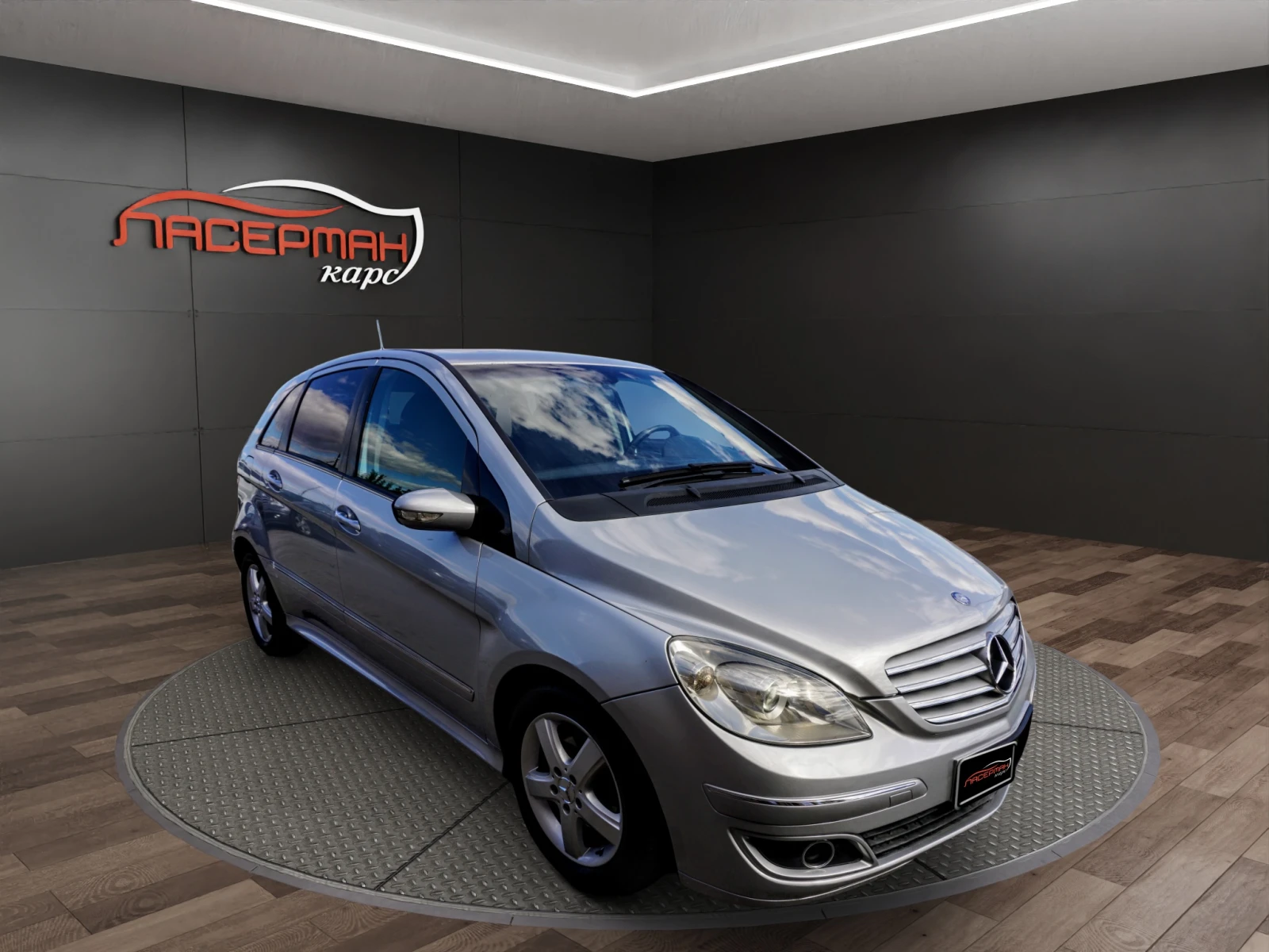Mercedes-Benz B 170 1.7i PANORAMIC, снимка 2 - Автомобили и джипове - 56221894