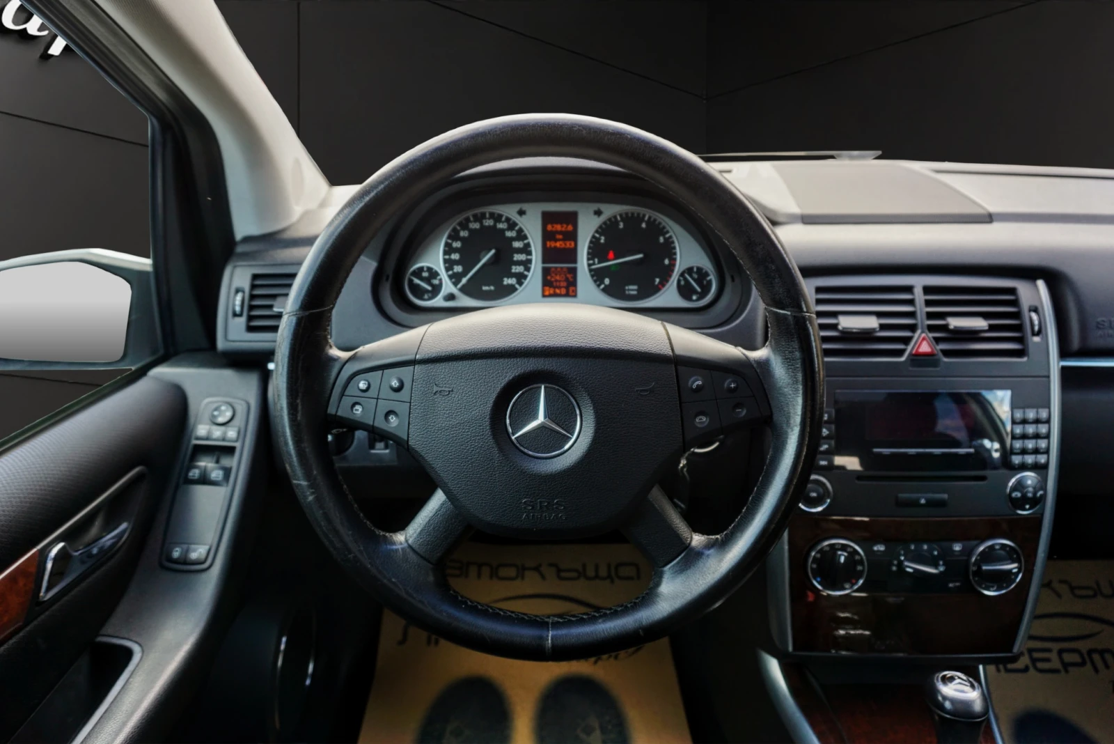 Mercedes-Benz B 170 1.7i PANORAMIC, снимка 8 - Автомобили и джипове - 56221894