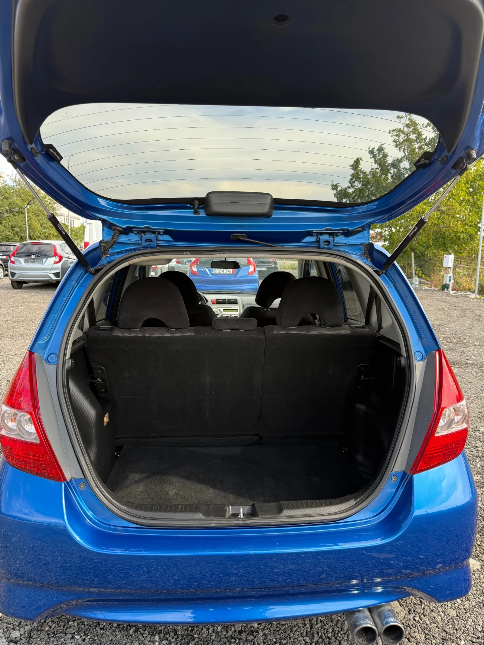 Honda Jazz 1.4 i-DSI SPORT ��������� 100% ������ �� ����� | Mobile.bg � ����������� 8