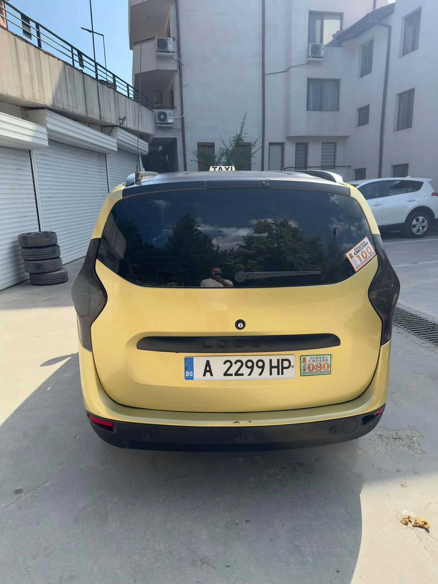 Dacia Lodgy, снимка 5 - Автомобили и джипове - 56619011