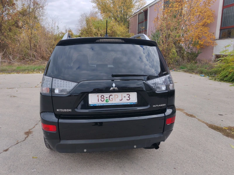 Mitsubishi Outlander 2.4i 4x4 2008G 6+ 1mesta, снимка 7 - Автомобили и джипове - 47828630