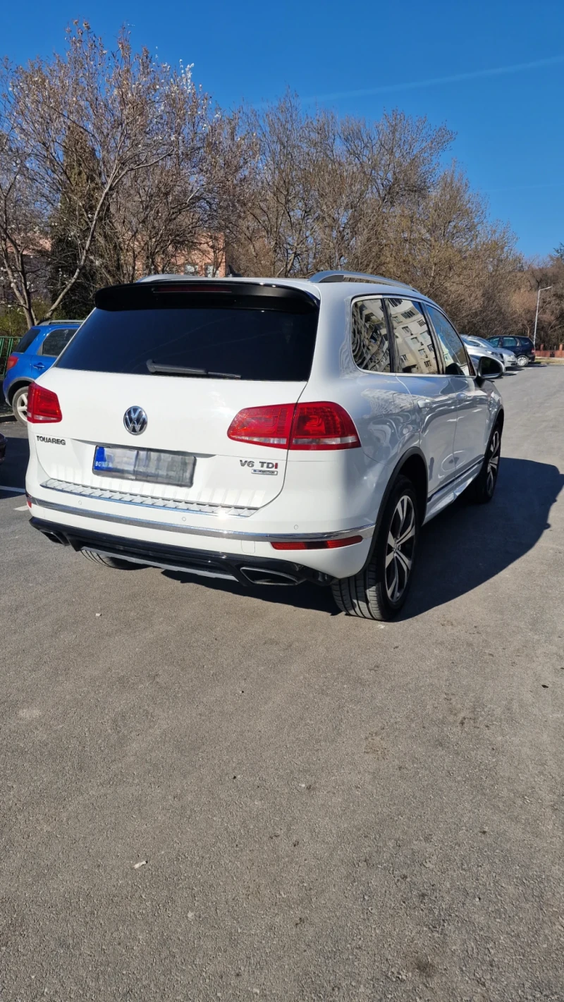 VW Touareg, снимка 2 - Автомобили и джипове - 49052964