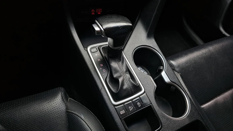 Kia Sportage 2.0 2WD PRESTIGE autogeorge.com, снимка 9 - Автомобили и джипове - 51903736