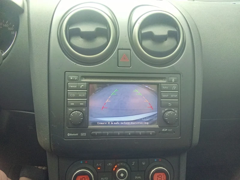 Nissan Qashqai, снимка 7 - Автомобили и джипове - 52506655