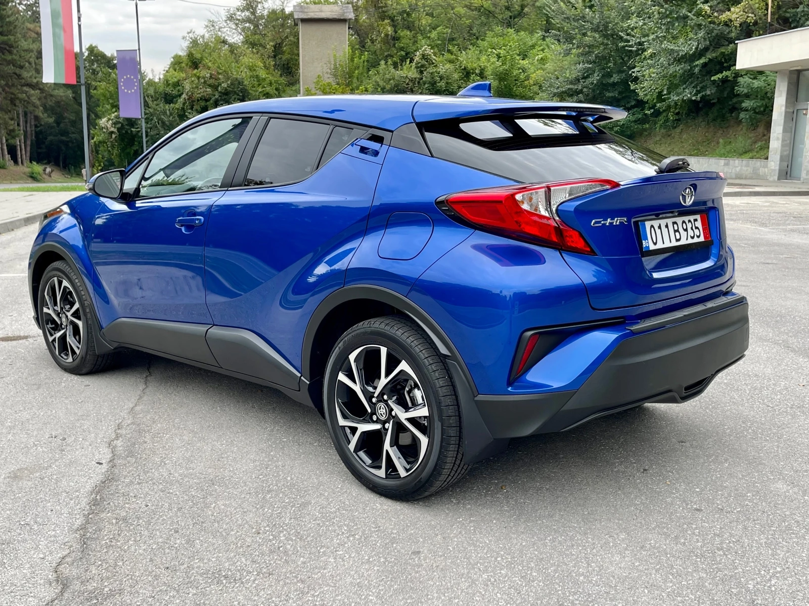 Toyota C-HR 2.0i*Facelift*Euro6*Чисто Нова* - изображение 2