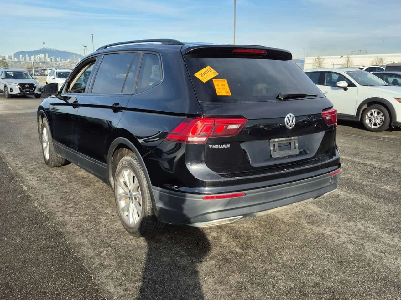 VW Tiguan TRENDLINE * CARFAX * БЕЗ ПЪРВОНАЧАЛНА ВНОСКА - изображение 4